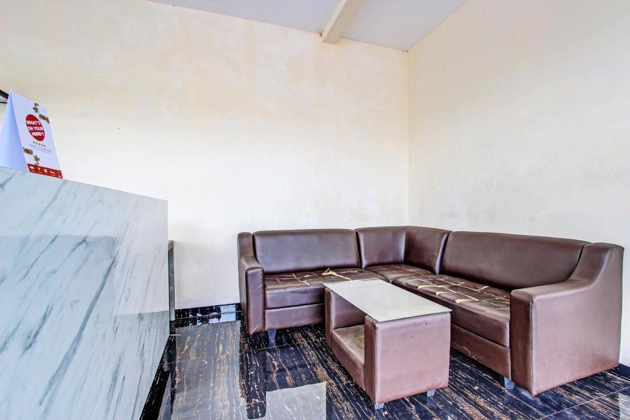 SPOT ON 91709 Aster Hotel Syariah Karanganyar  Exterior foto