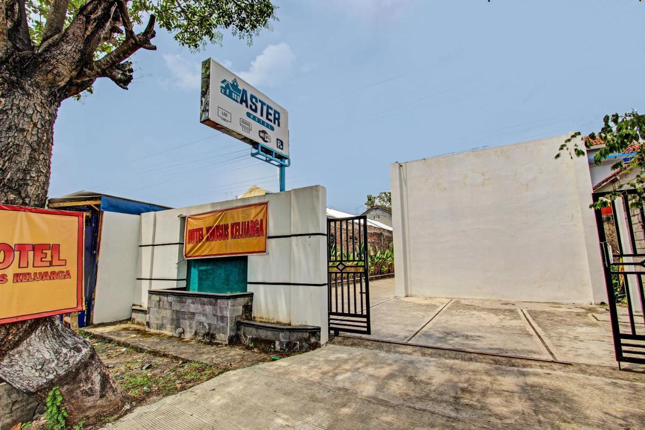 SPOT ON 91709 Aster Hotel Syariah Karanganyar  Exterior foto